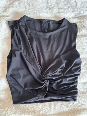 New Dynamite Black Twist-Front Sleeveless Camisole